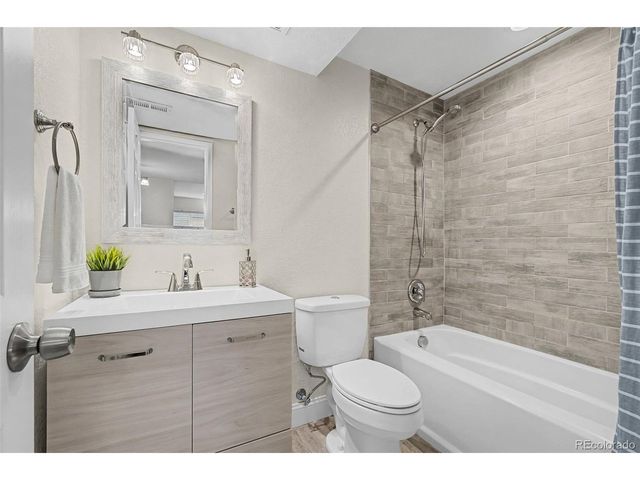 10024 Wyandott Cir S, Denver, CO 80260
