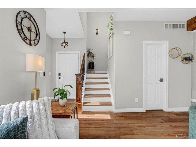 10024 Wyandott Cir S, Denver, CO 80260