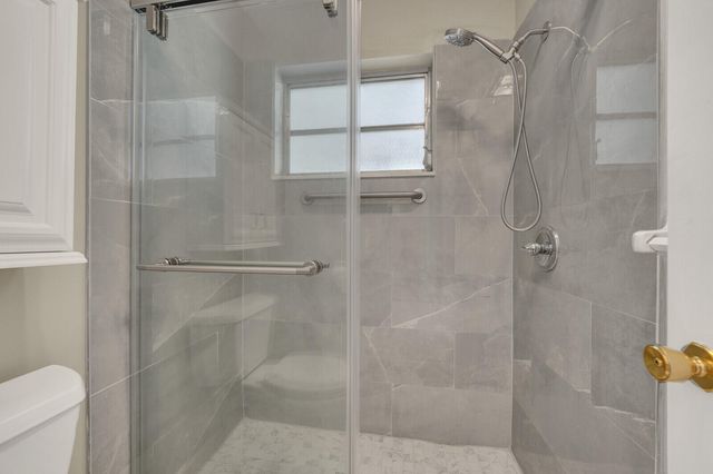 185 High Point Terrace E B, Delray Beach, FL 33445