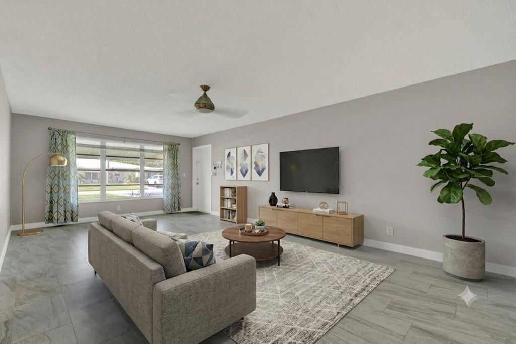 185 High Point Terrace E B, Delray Beach, FL 33445