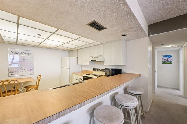 11 SUNSET DRIVE 502, Sarasota, FL 34236