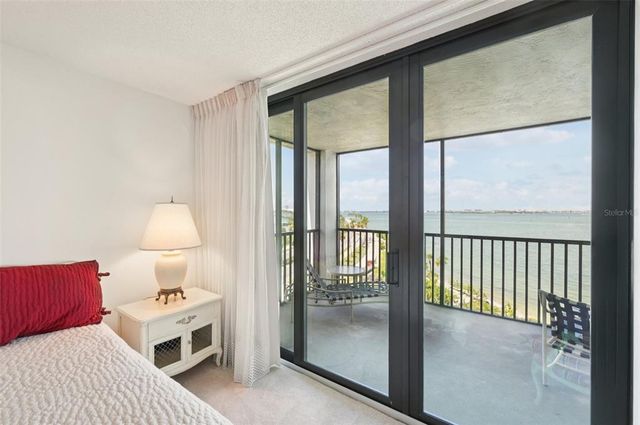 11 SUNSET DRIVE 502, Sarasota, FL 34236