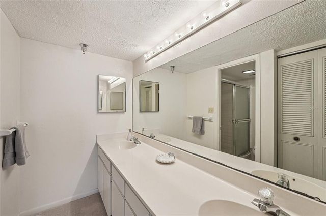 11 SUNSET DRIVE 502, Sarasota, FL 34236