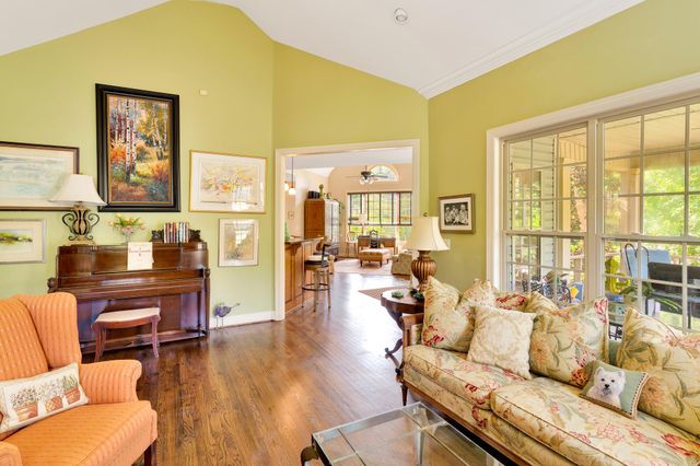 713 Shearer Cove Road, Chattanooga, TN 37405