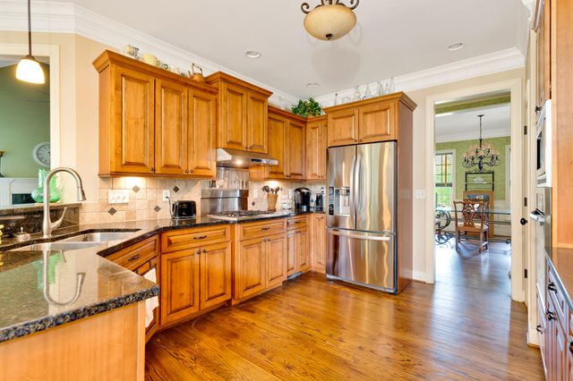 713 Shearer Cove Road, Chattanooga, TN 37405