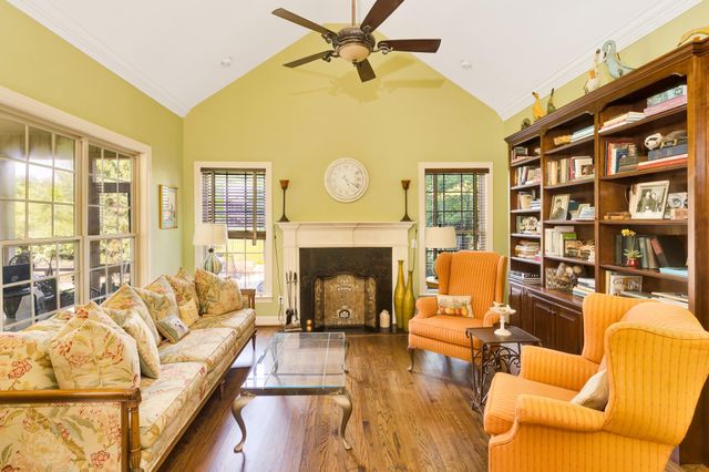 713 Shearer Cove Road, Chattanooga, TN 37405