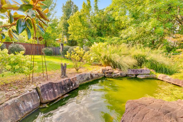 713 Shearer Cove Road, Chattanooga, TN 37405