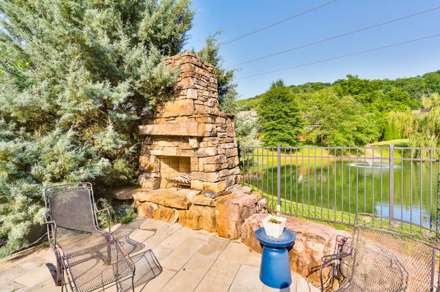 713 Shearer Cove Road, Chattanooga, TN 37405