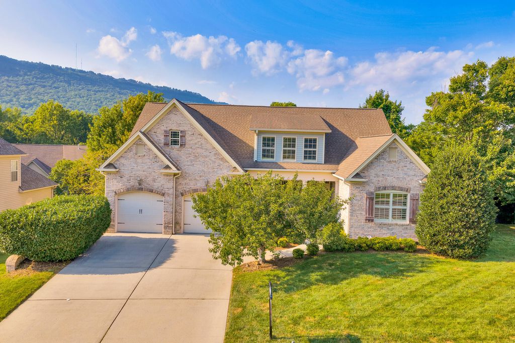713 Shearer Cove Road, Chattanooga, TN 37405