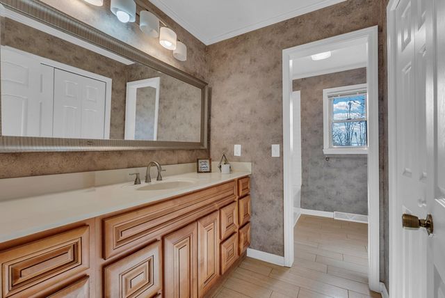 1868 Herbert Garrett Rd, Cookeville, TN 38506