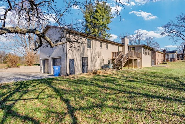 1868 Herbert Garrett Rd, Cookeville, TN 38506