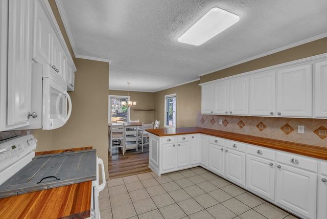 1868 Herbert Garrett Rd, Cookeville, TN 38506