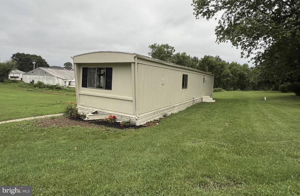 129 SANTILLI RD, Landenberg, PA 19350