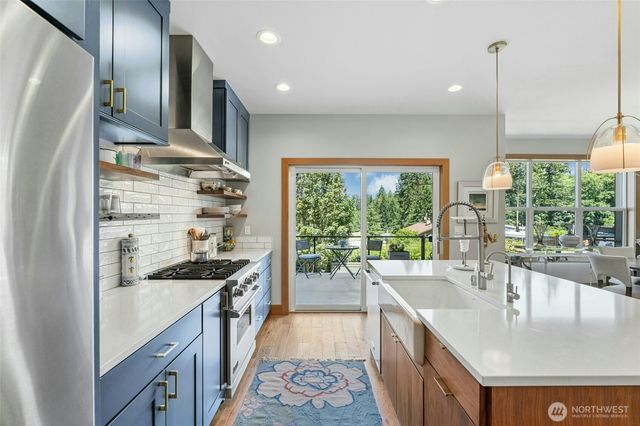 1447 Elm Place, Freeland, WA 98249