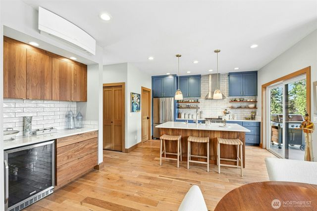 1447 Elm Place, Freeland, WA 98249