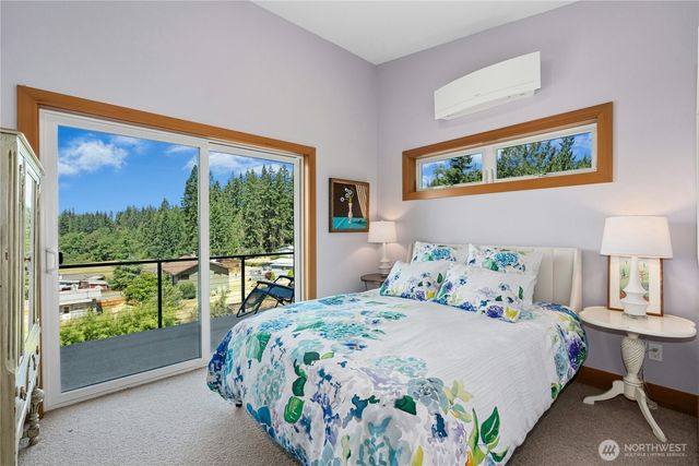 1447 Elm Place, Freeland, WA 98249