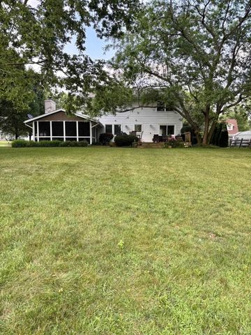 5717 S Bridgeton Lane, South Bend, IN 46614