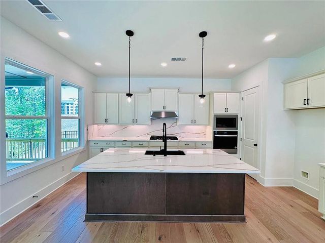 1225 Westshore Drive, Cumming, GA 30041