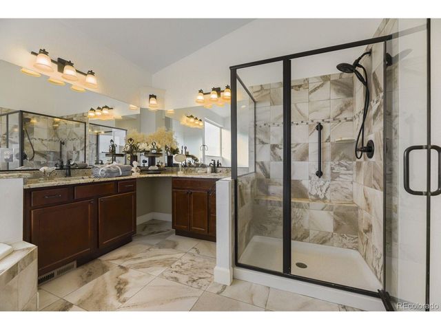 5425 Country Club Dr, Larkspur, CO 80118