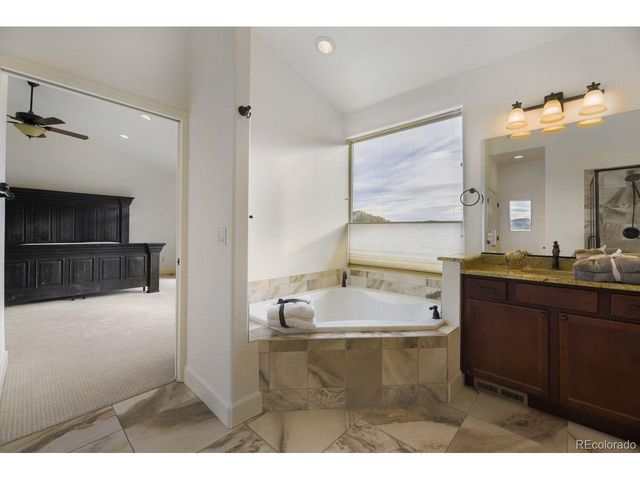 5425 Country Club Dr, Larkspur, CO 80118