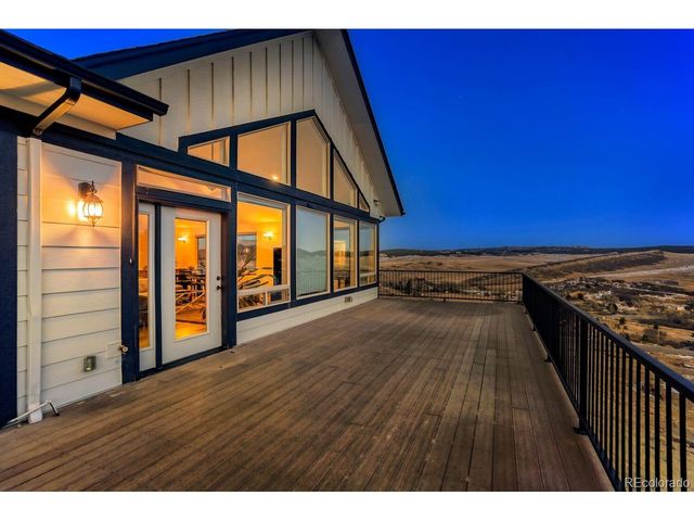 5425 Country Club Dr, Larkspur, CO 80118