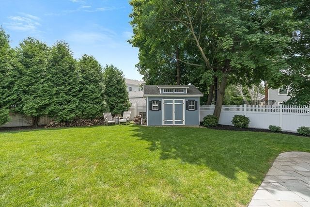 2 York Road, Winchester, MA 01890