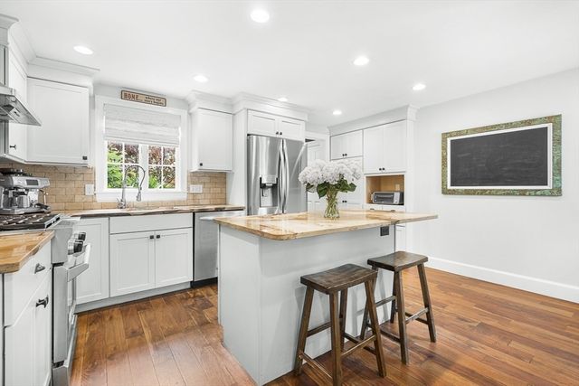 2 York Road, Winchester, MA 01890