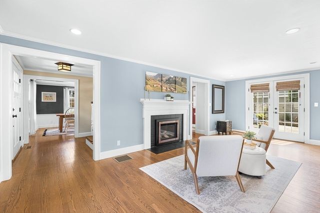 2 York Road, Winchester, MA 01890