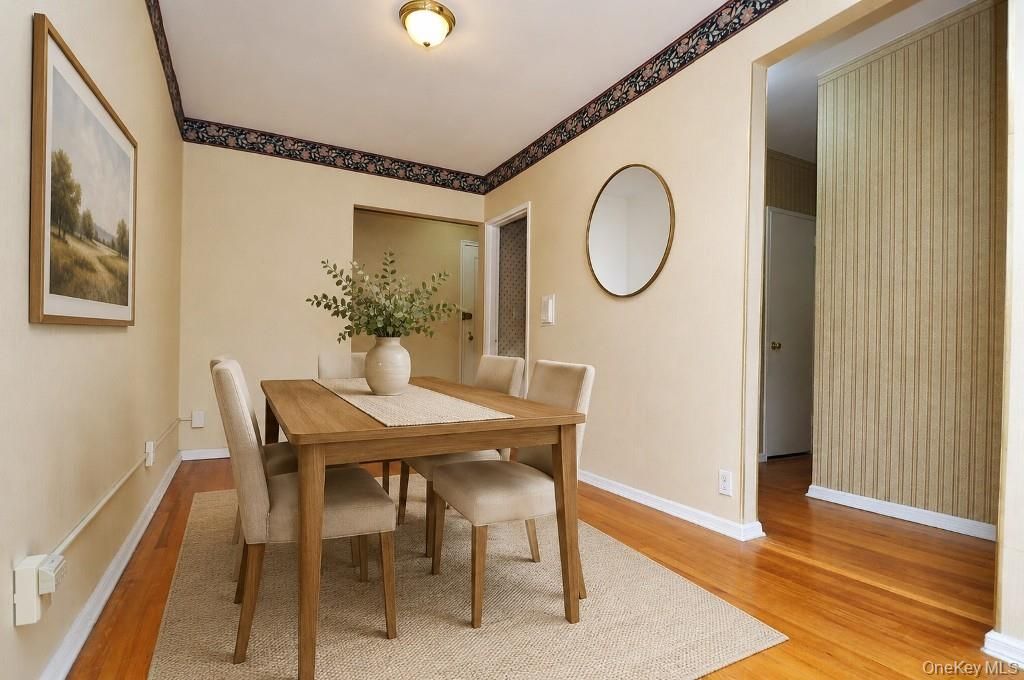 491 Riverdale Avenue 5A, Yonkers, NY 10705 — photo 2