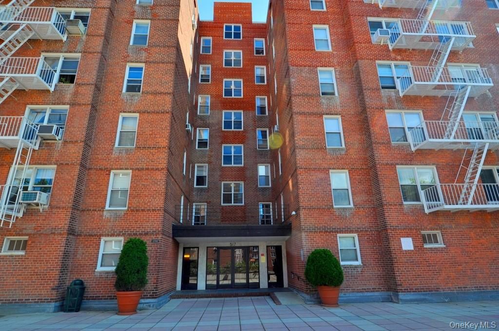 491 Riverdale Avenue 5A, Yonkers, NY 10705 — photo 3