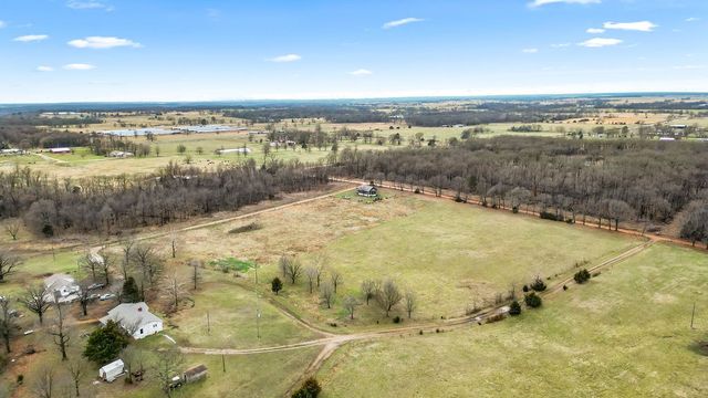 10912 Jaybird Road, Gravette, AR 72736