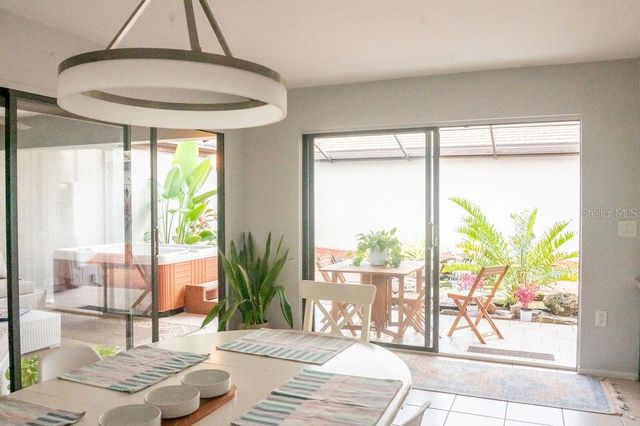 3724 GLEN OAKS MANOR DRIVE, Sarasota, FL 34232