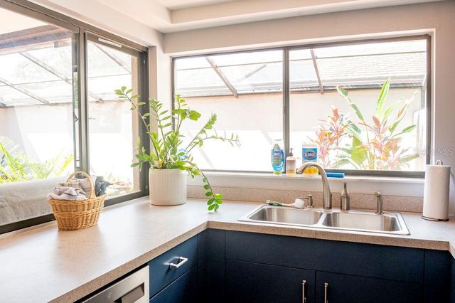 3724 GLEN OAKS MANOR DRIVE, Sarasota, FL 34232