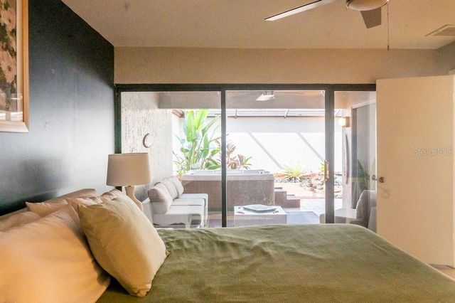 3724 GLEN OAKS MANOR DRIVE, Sarasota, FL 34232