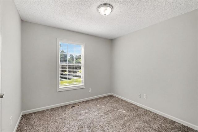 303 Ivy Terrace Drive, Dallas, GA 30157