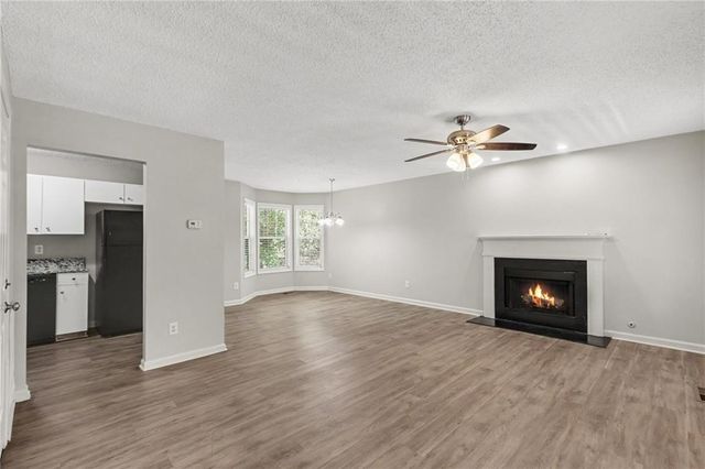 303 Ivy Terrace Drive, Dallas, GA 30157