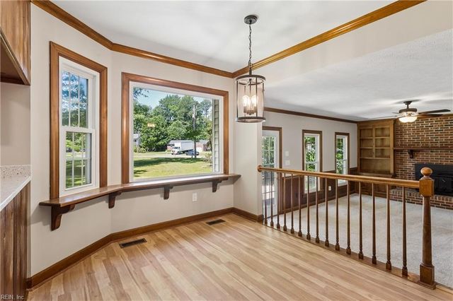 300 Moss AVE, Seaford, VA 23696