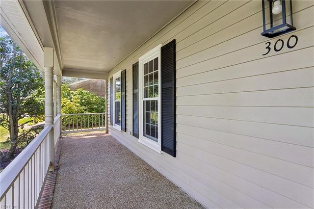 300 Moss AVE, Seaford, VA 23696