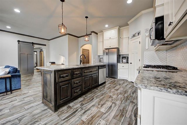 3232 Wakefield Road, Edmond, OK 73034