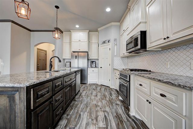 3232 Wakefield Road, Edmond, OK 73034