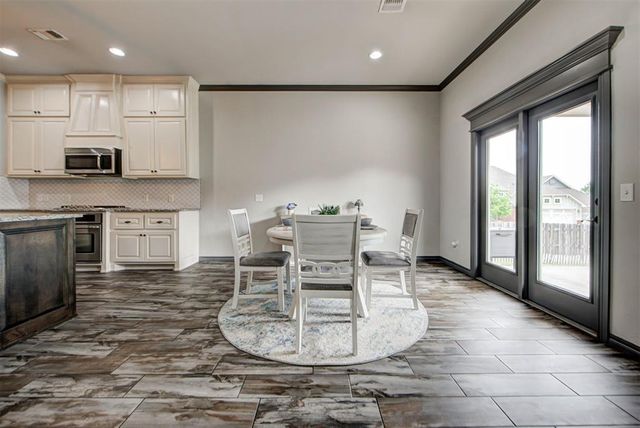 3232 Wakefield Road, Edmond, OK 73034