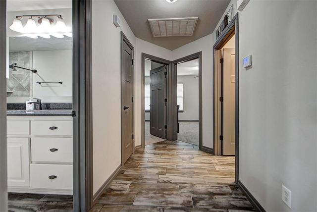 3232 Wakefield Road, Edmond, OK 73034