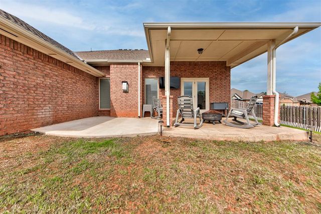 3232 Wakefield Road, Edmond, OK 73034