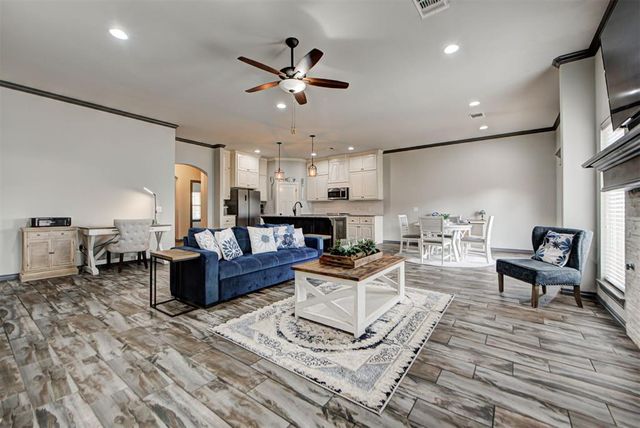 3232 Wakefield Road, Edmond, OK 73034