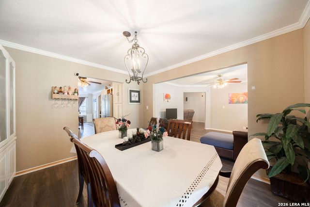759 FALLING LEAVES DR, Adkins, TX 78101