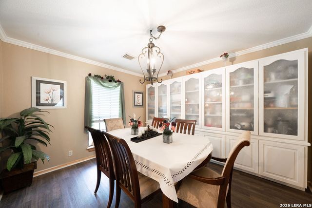 759 FALLING LEAVES DR, Adkins, TX 78101