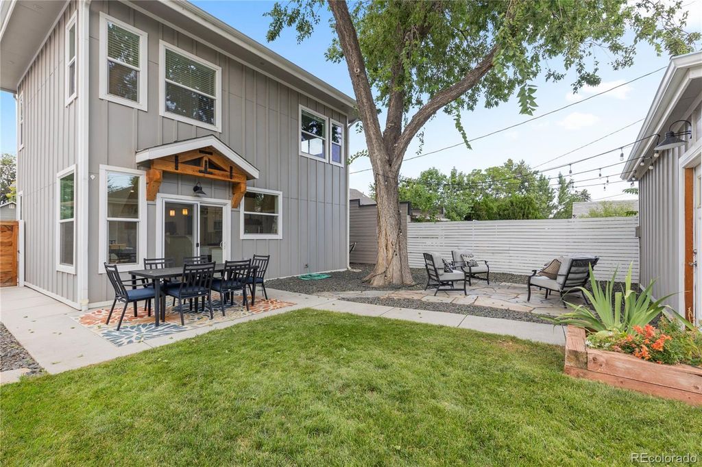 2874 S Bannock Street, Englewood, CO 80110