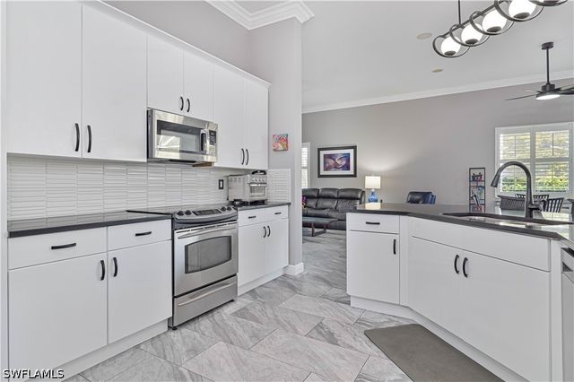 9057 Whitfield DR, Estero, FL 33928