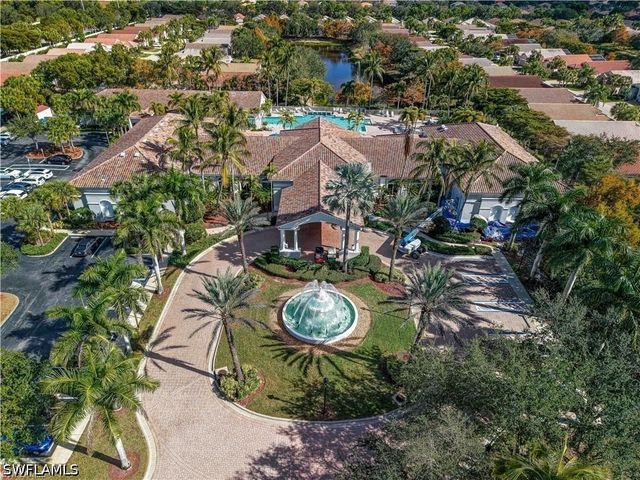 9057 Whitfield DR, Estero, FL 33928