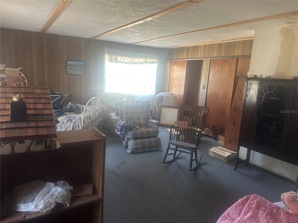 Image 6 of property listing at 1201 N GALLOWAY ROAD, Lakeland, FL 33810